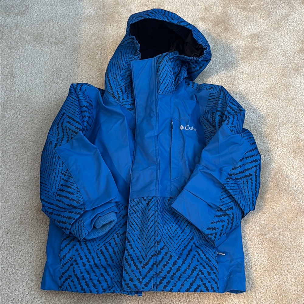 Columbia Blue Raincoat Weather-Resistant High Collar